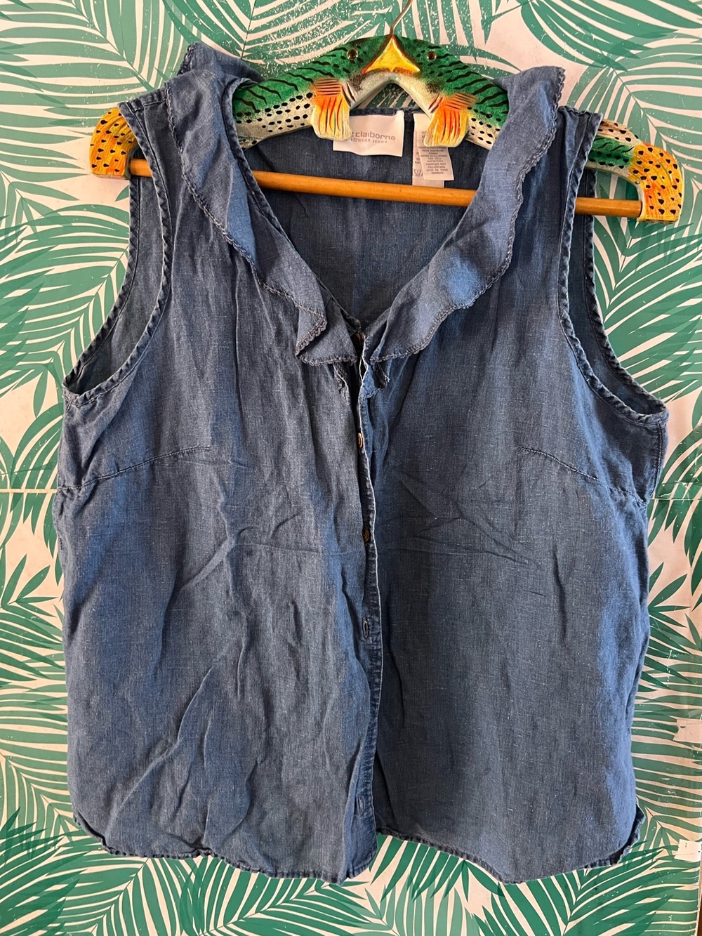 Liz Claiborne Sleeveless Button-Down Chambray Top in Blue Vintage Linen/Cotton L